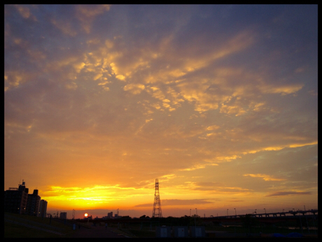 image from https://www.tfac.ac.jp/wp-content/themes/mps-themes/images/blogs/diary/6a0128763f57cc970c01b7c7df7815970b.jpg