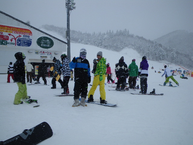 ゲレンデ到着②